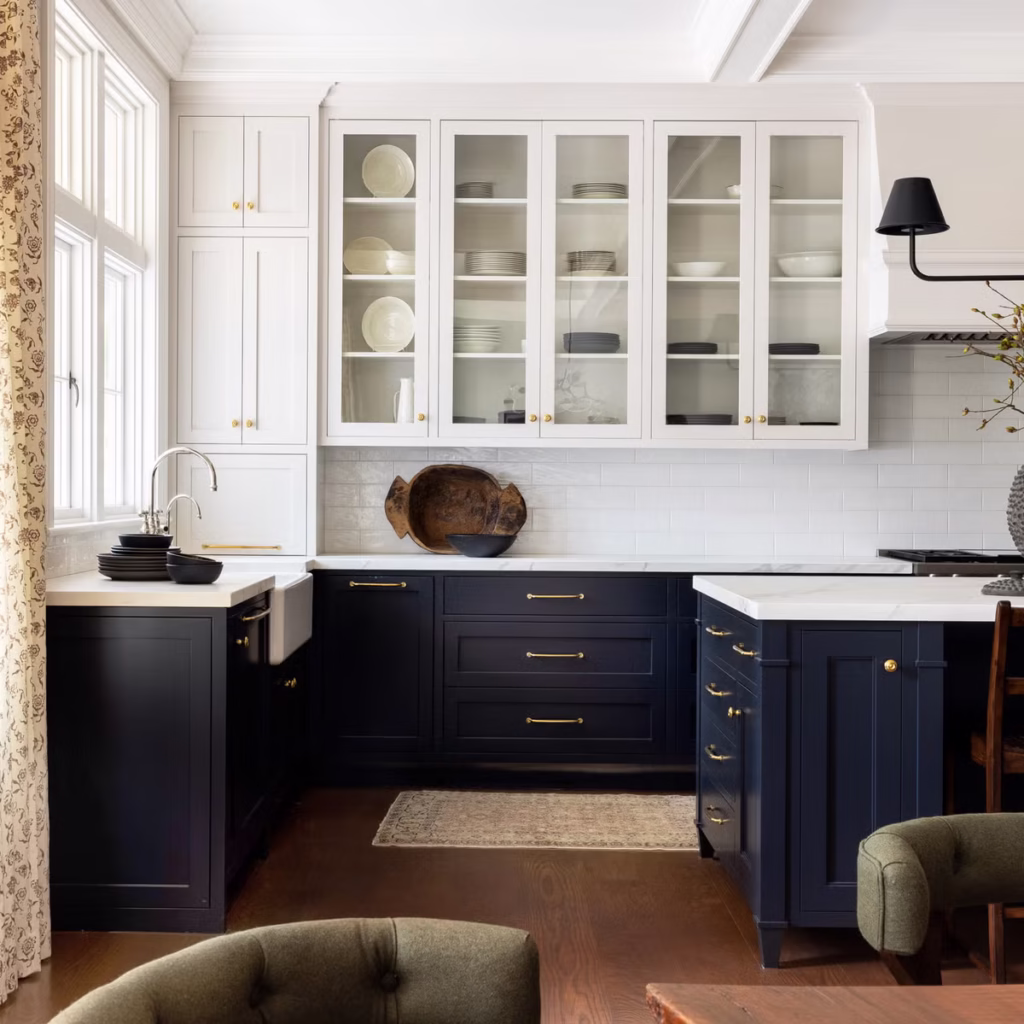 two-tone-kitchen-cabinets